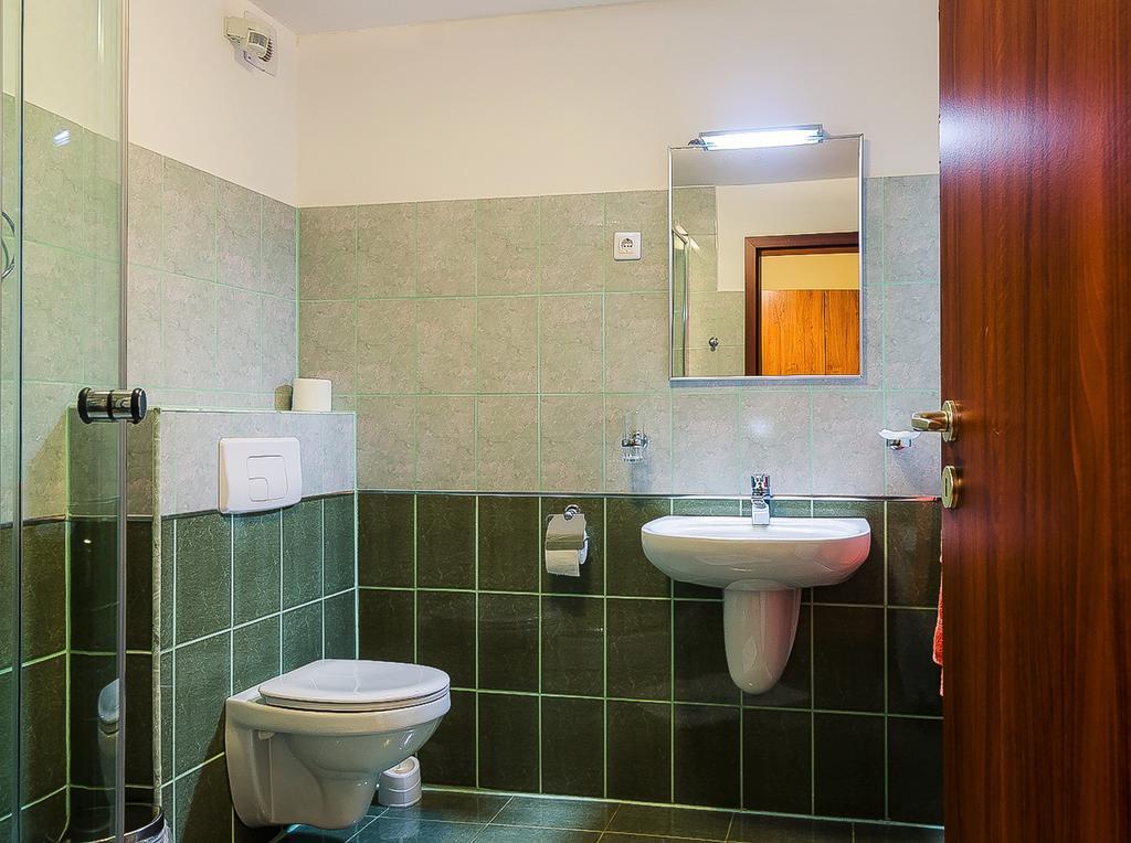 Zărneşti Panorama Pietrei Craiului酒店 外观 照片